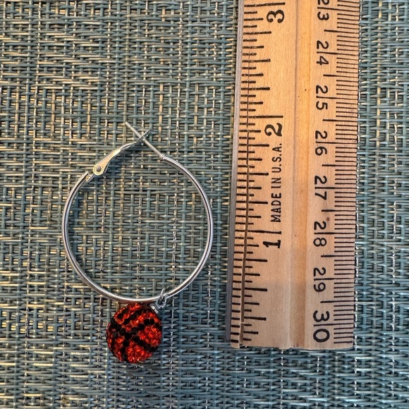 Rhinestone Basketball Silver Hoop Earrings New - Picture 4 of 4
